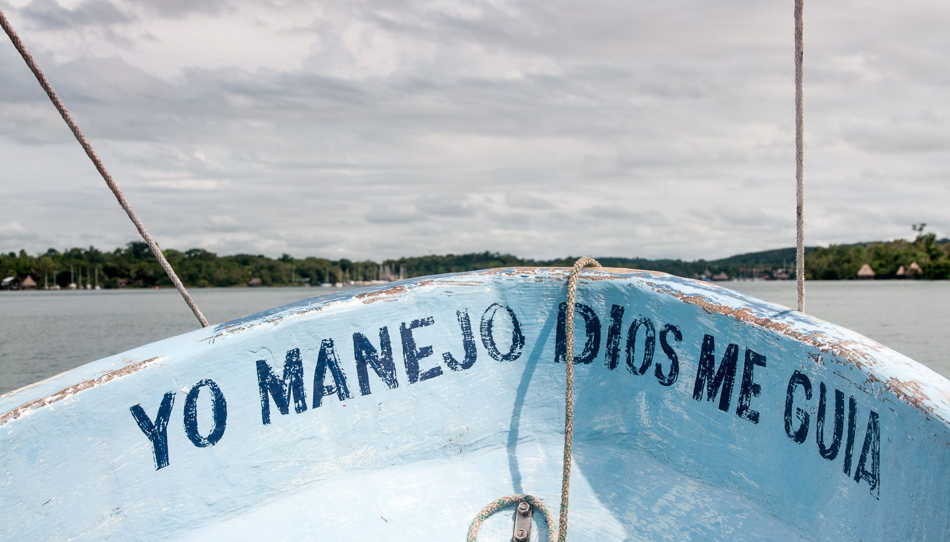 Une lancha "religieuse"