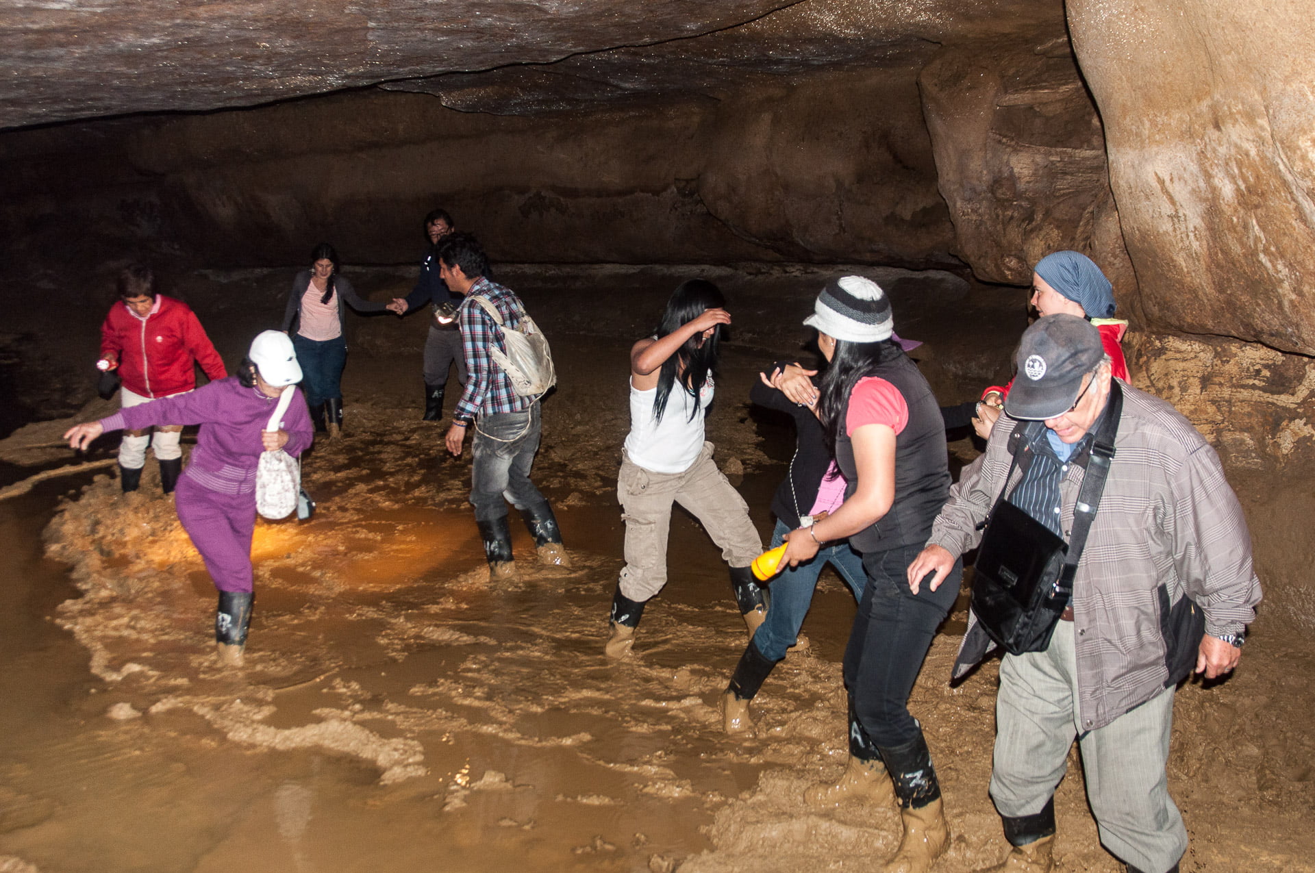chachapoyas grotte - Les globe blogueurs - blog voyage nature