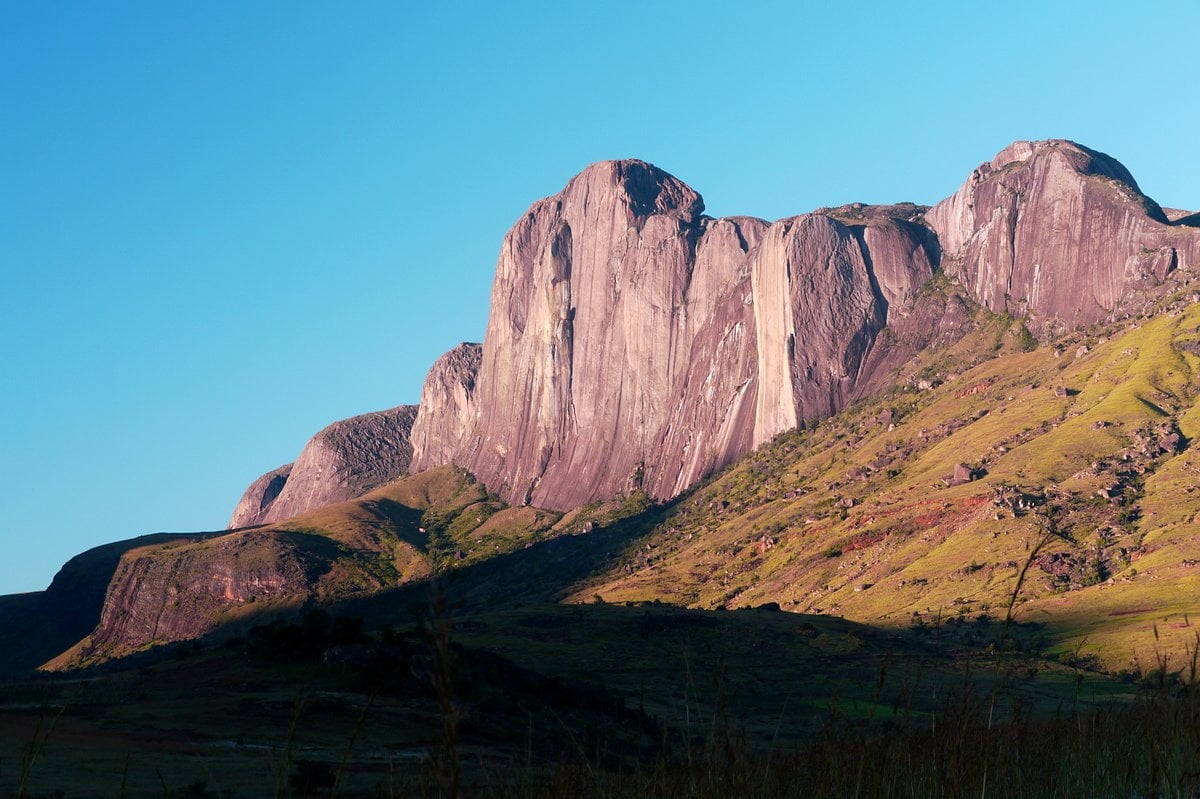 Les plus beaux paysages d'Afrique - la vallée du Tsaranoro à Madagascar