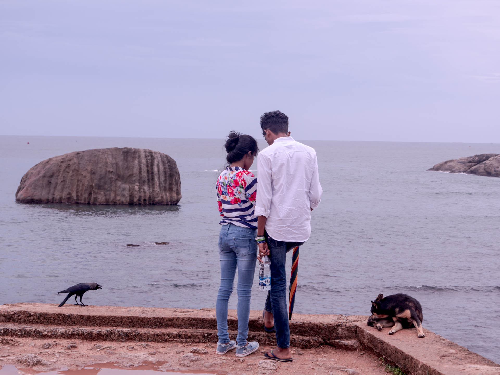 Amoureux sur les remparts de Galle au Sri Lanka