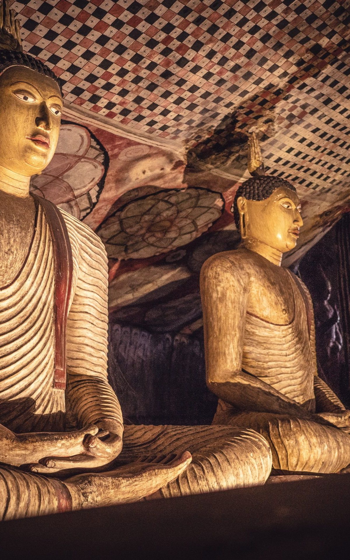 Temple d'or de dambulla au Sri Lanka - bouddhas