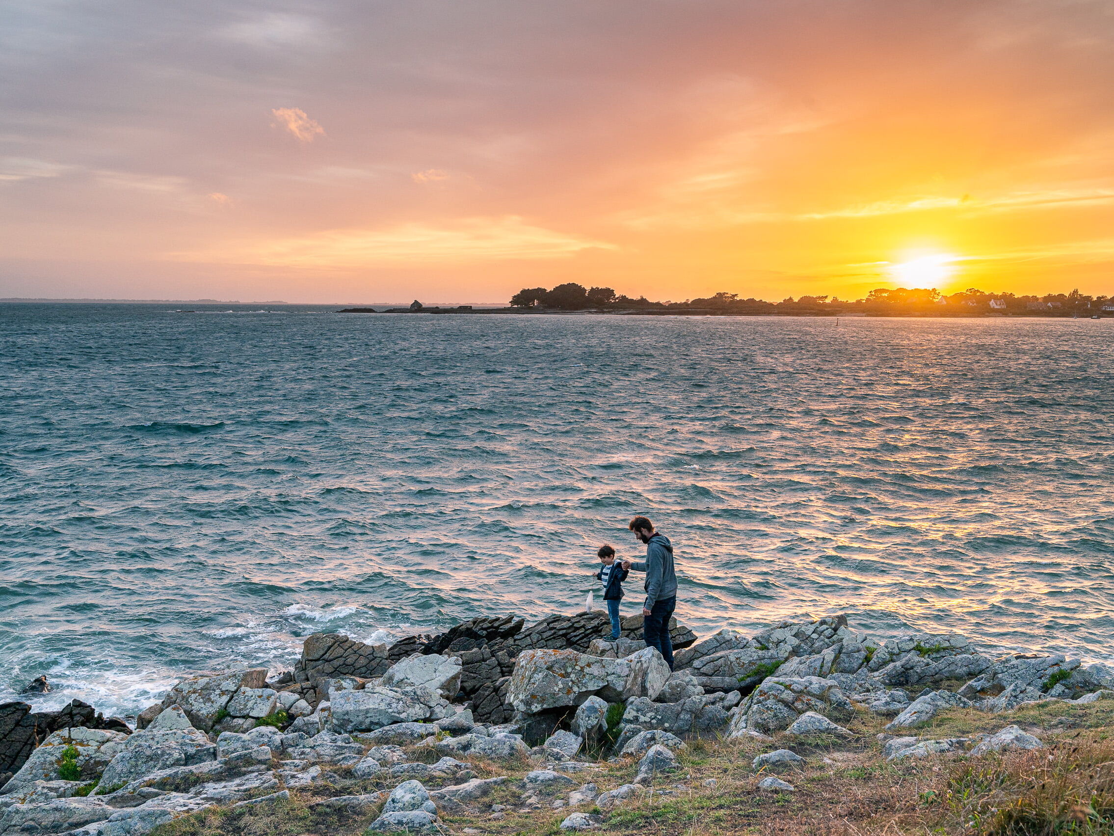 Voyager au temps du covid : mon guide pratique 7 Coucher de soleil la trinité sur mer