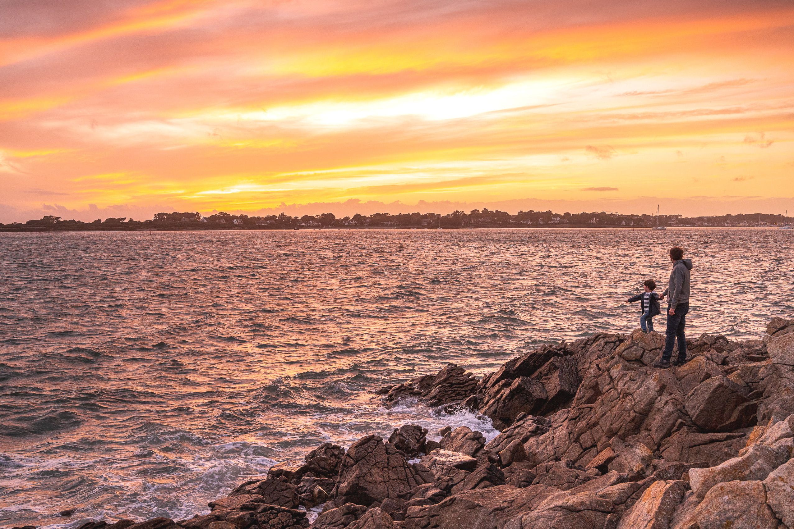 Coucher de soleil la trinité sur mer