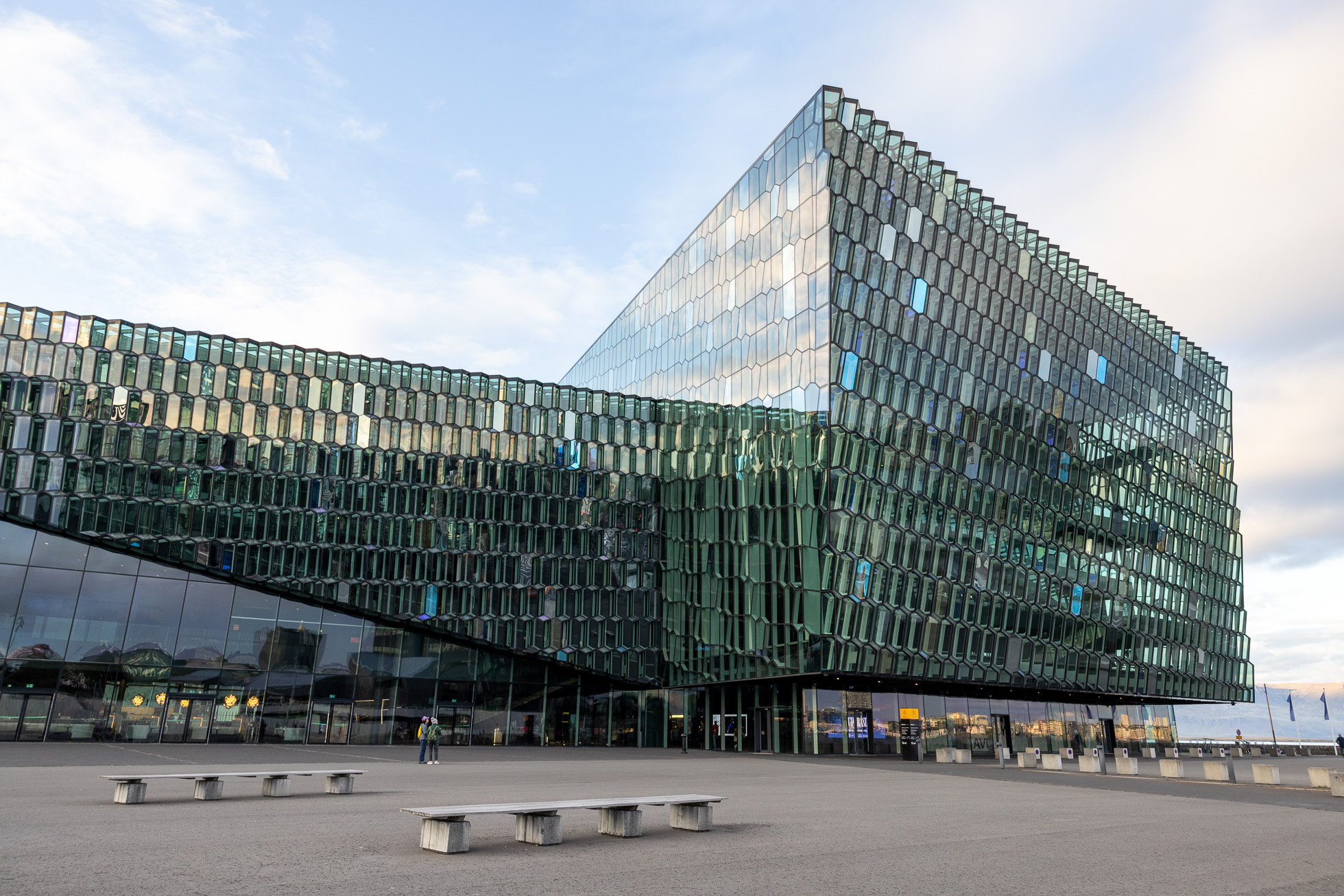 Visiter Reykjavik : que faire dans la capitale Islandaise ? 9 visiter reykjavik, Harpa opéra