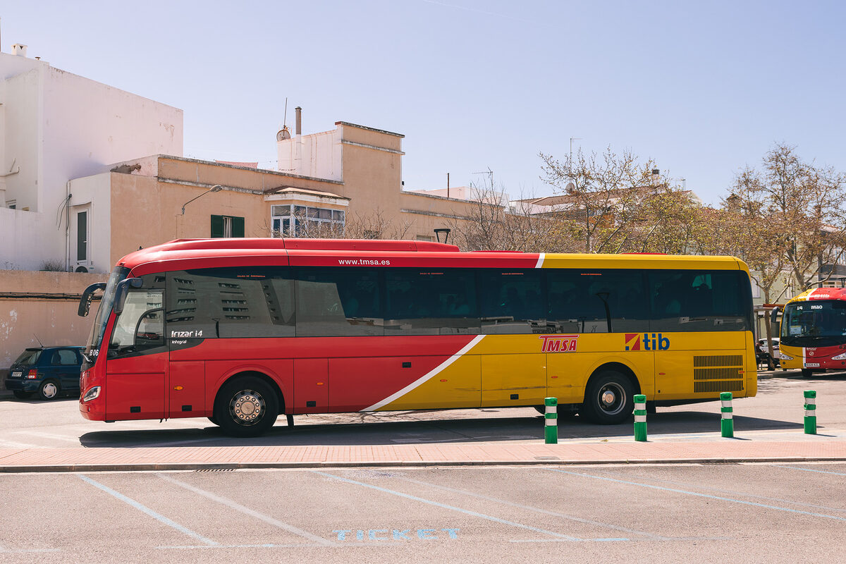 bus ou voiture à minorque